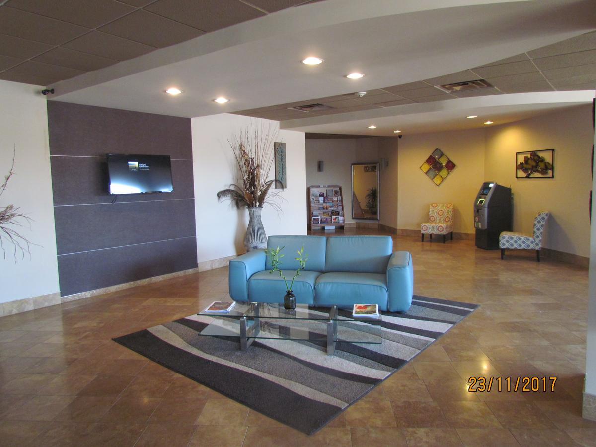 Suite Dreams Hotel Mattoon Extérieur photo